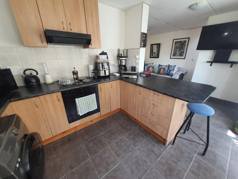 2 Bedroom Property for Sale in Gordons Bay Western Cape